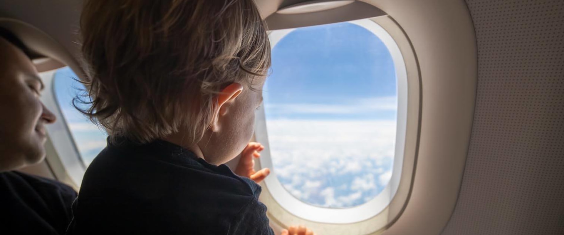 Managing Jet Lag with Children: Tips and Tricks for a Smooth Flight