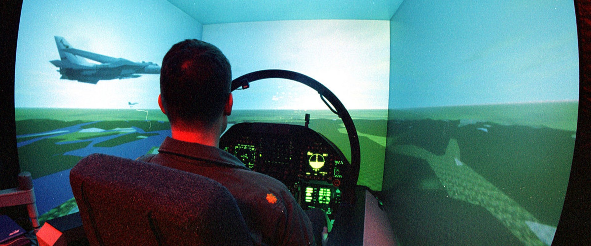 The Benefits of Flight Simulators: A Comprehensive Overview