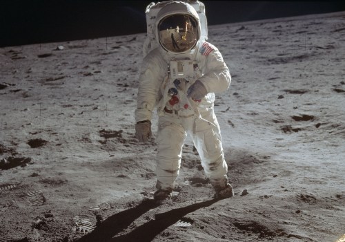 The Historic Moon Landing of Apollo 11: A Comprehensive Look